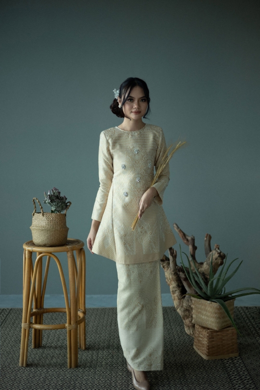 Raisa Brocade Tenun Pesak - Champagne